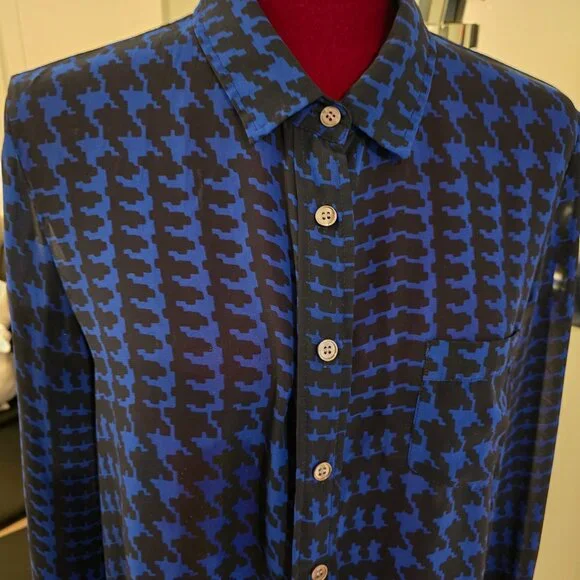 Two by Vince Camuto Long-Sleeved Blouse - Picture 3 of 5